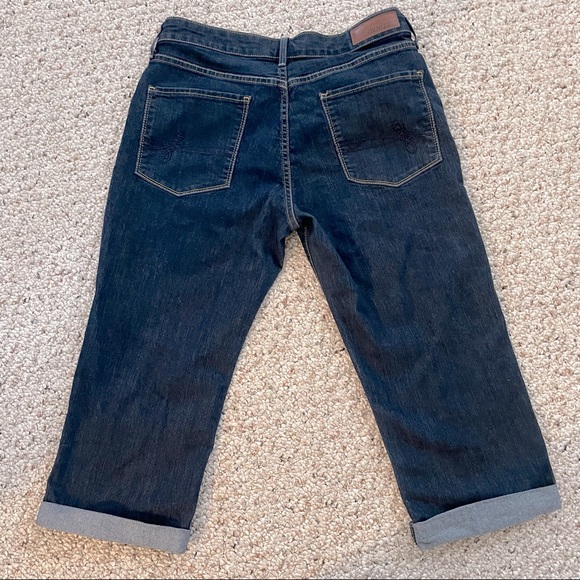 Denizen capris by Levi’s size 8 - Picture 2 of 8